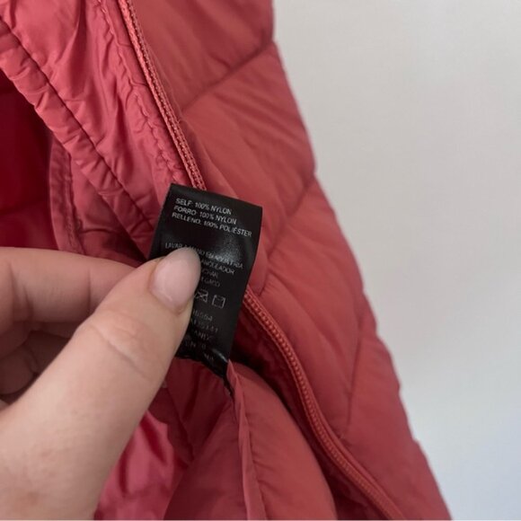 Pure Barre Pink Packable Hooded Puffer Vest Sz L - Picture 4 of 4